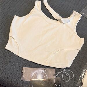 My own private planet Stylish White Crop Top by C2H4 nwt